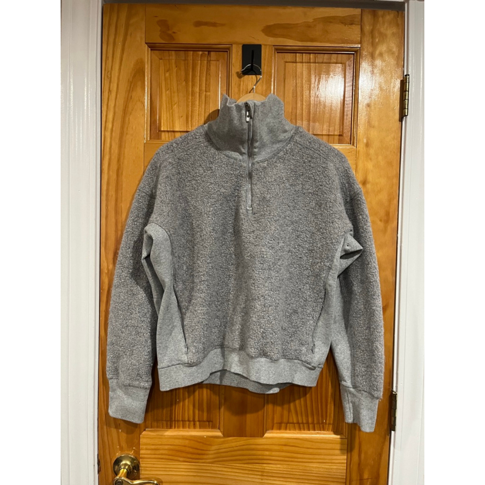 Lululemon Stand Out Sherpa Jacket Gray Long Sleeve Workout Active Size 10